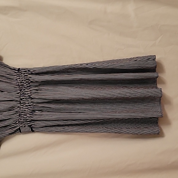 MONTEAU DRESS - Picture 4 of 5